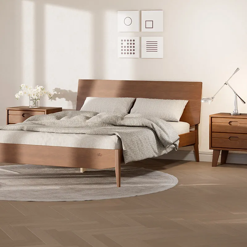Field Queen Bed
