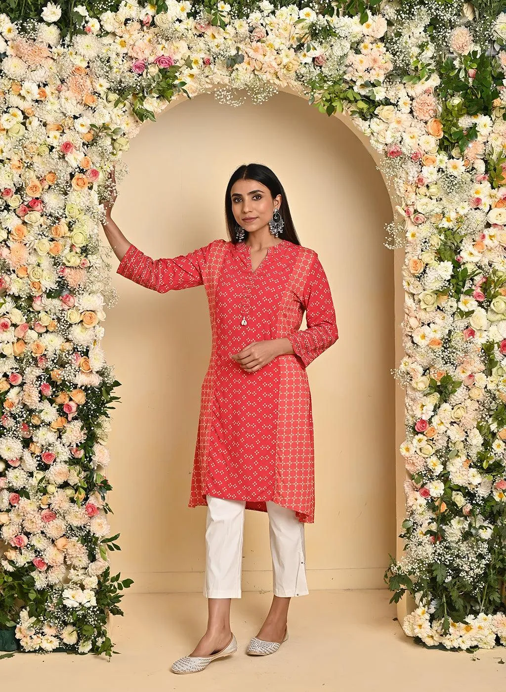 Orange Printed Kurta with Threadwork and 3/4th Sleeves